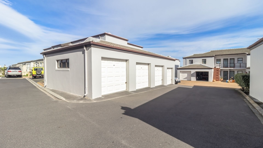 2 Bedroom Property for Sale in Big Bay Western Cape